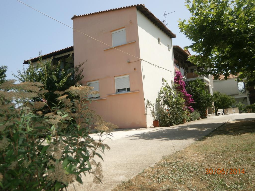 Ioannis Avrades Apartments Agiakampos  Exterior foto